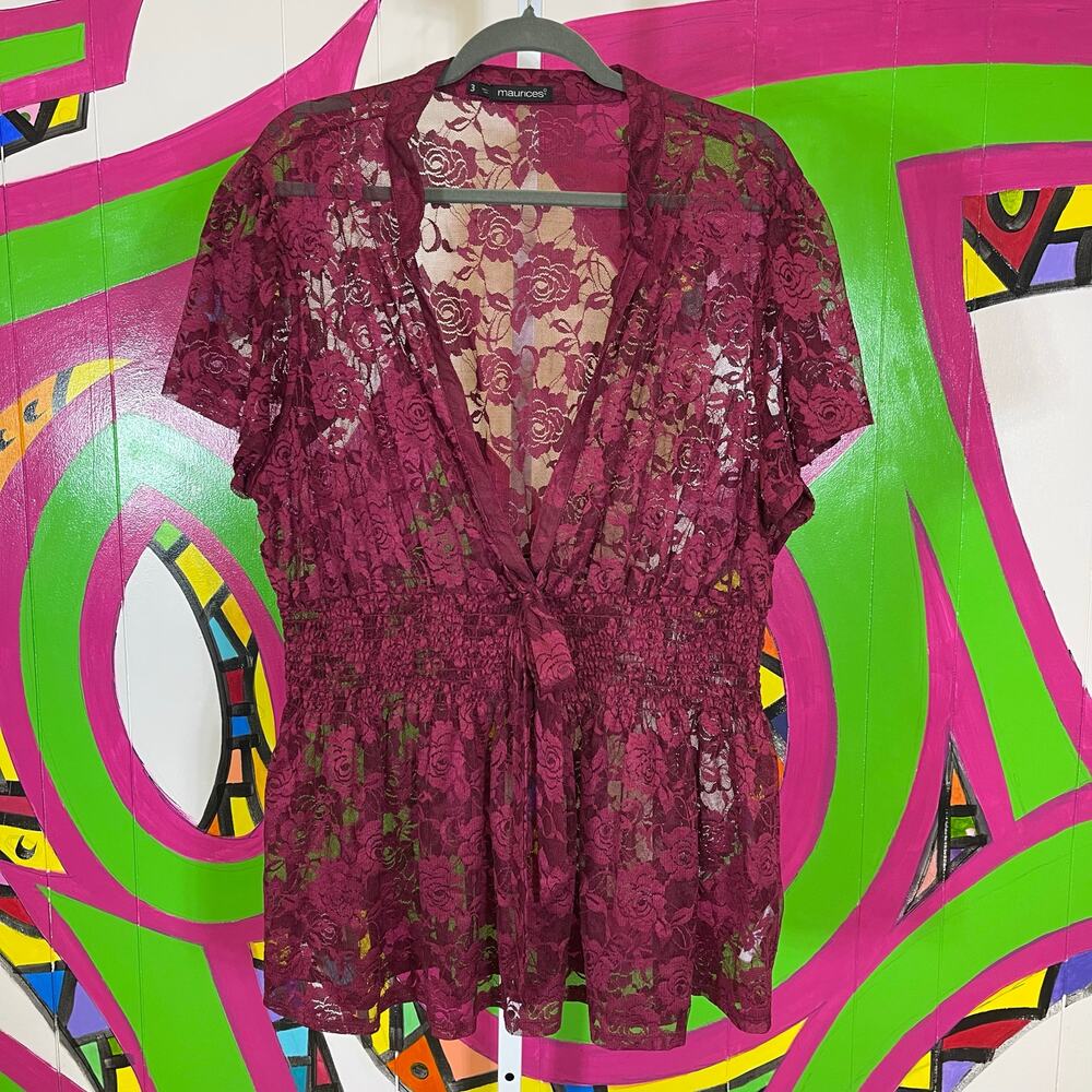 Maurices, Sheer Floral Babydoll Blouse. Size 3X. In excellent condition!